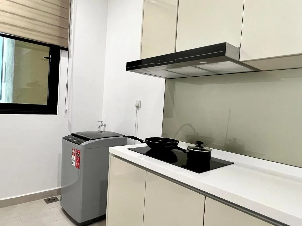 Apartment 3Br-Creamy-Paradigm Residence By Guesthouse-6-8Pax Johor Bahru